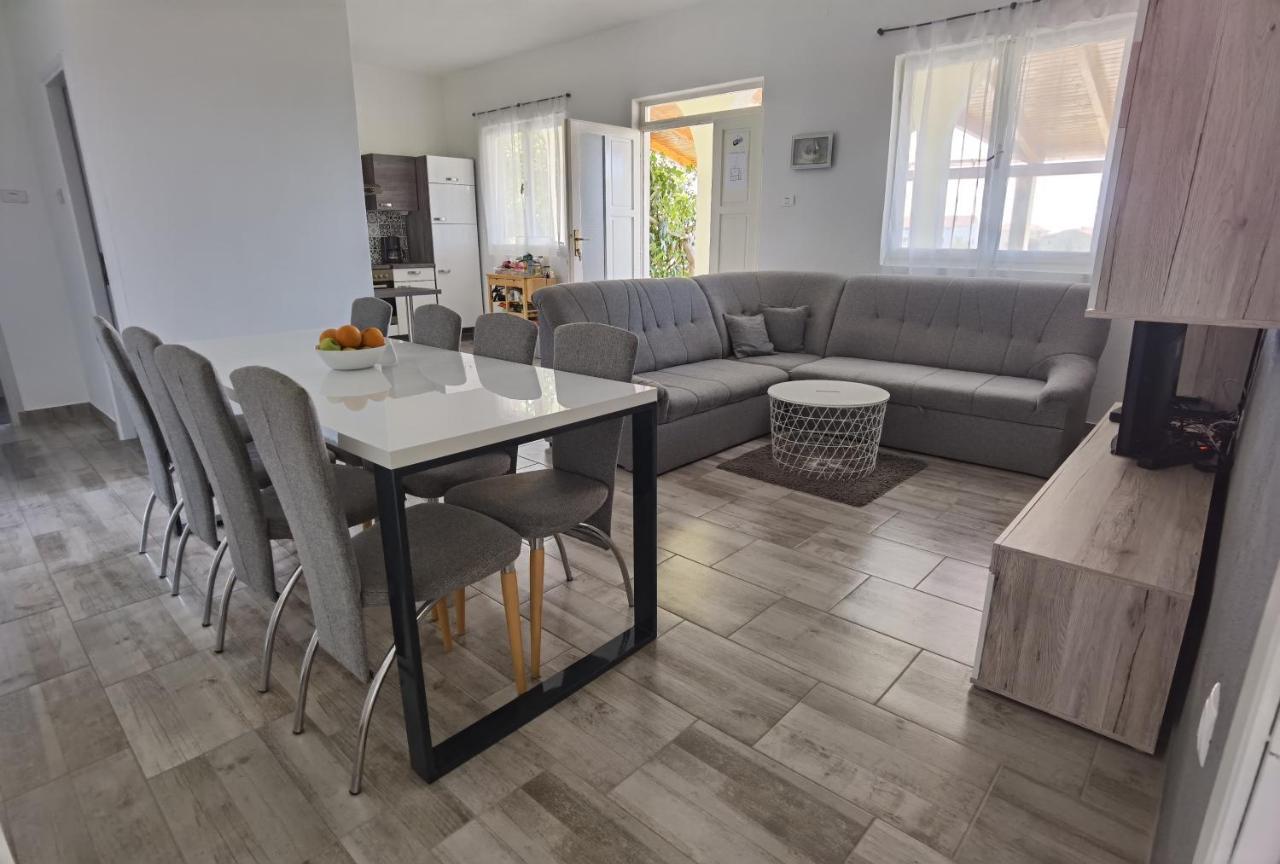 Apartments Jasna Privlaka  Eksteriør bilde