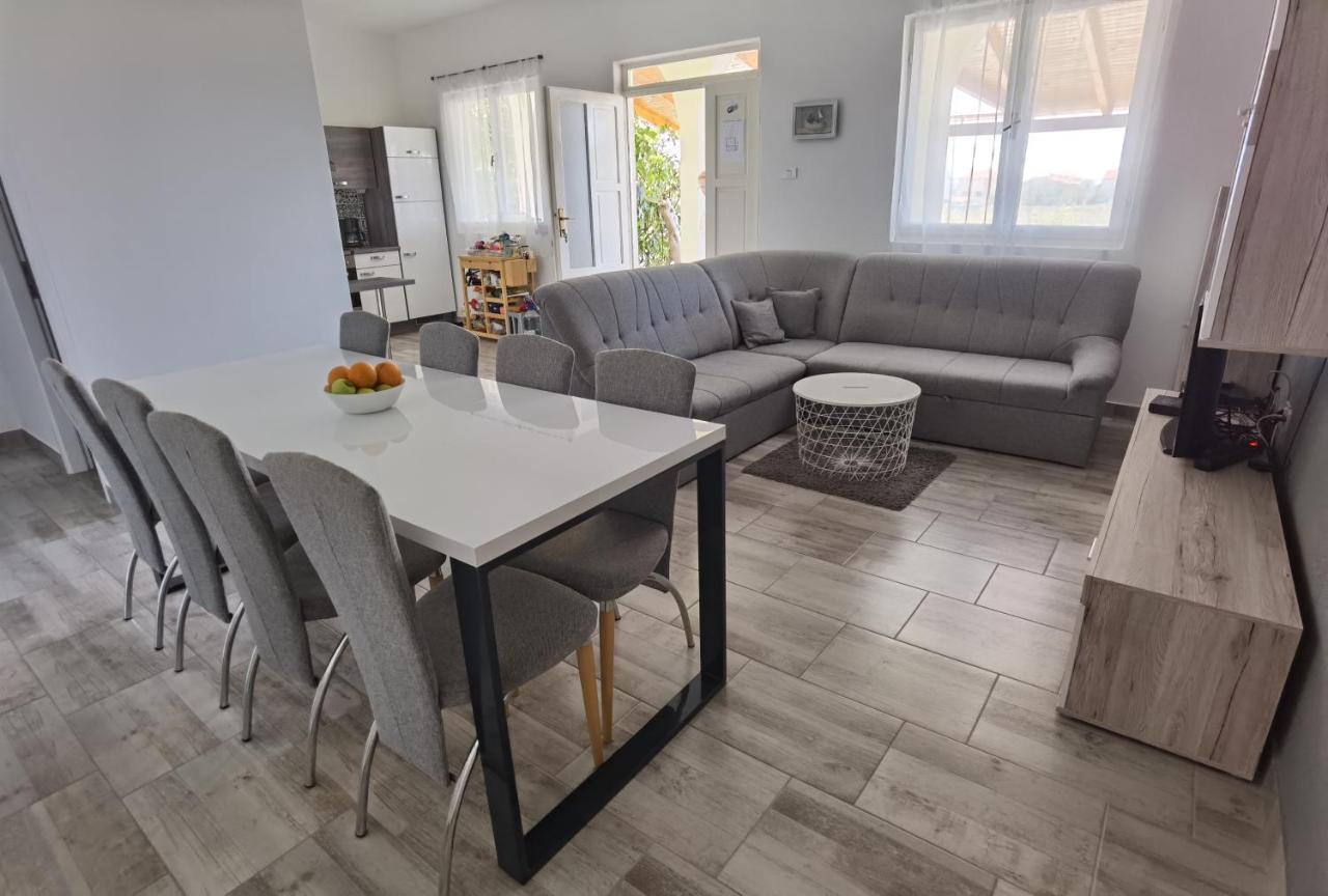 Apartments Jasna Privlaka  Eksteriør bilde